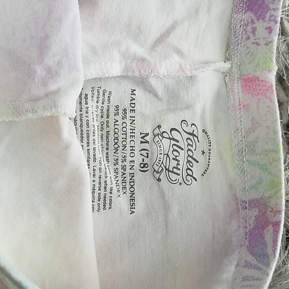 Capris - Picture 2 of 4